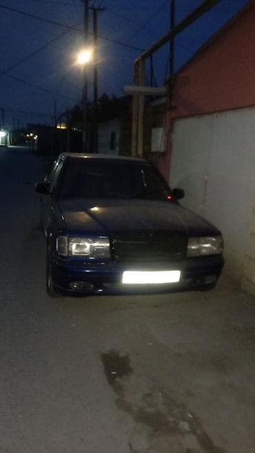kia ceed furqon: Mercedes-Benz sedan - Korpus: sedan, tünd mavi rəng - Kuzov dəsti — 2