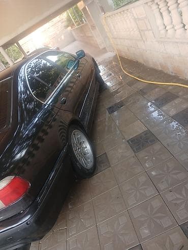 maşınlar 011: BMW 5 series GT: 2.9 l | 2002 il Sedan — 4