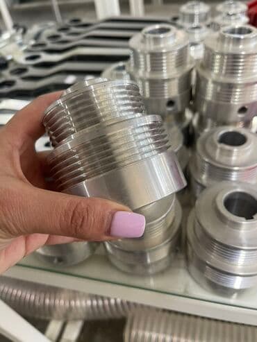 8 lik dikt: Bu dəqiq ölçmə aləti, dairəvi formalı qara korpusa malikdir və — 5