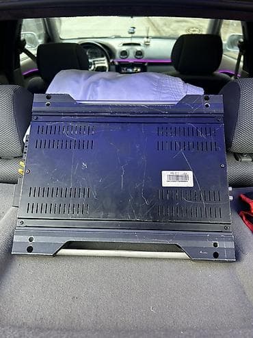 Микрофоны: Phoenix Gold Octane-R 5.0:1 avtomobil gücləndiricisi Xüsusiyyətlər: - — 2