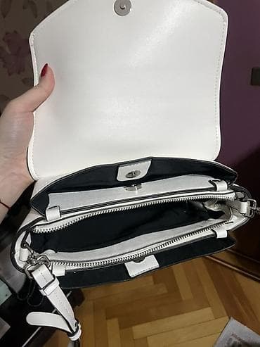 Другие комплектующие: Parfois . Yenidi.1defe ishlenilib. Etiketi üstünde — 5