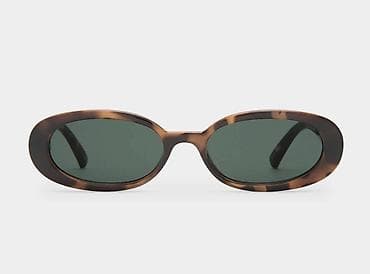 Le Specs

Like new 
89 azn — 2