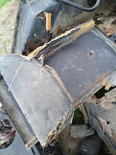 traktor zapçast: Traktor kabini – skelet və ehtiyat hissələri - Metal kabin karkası — 8