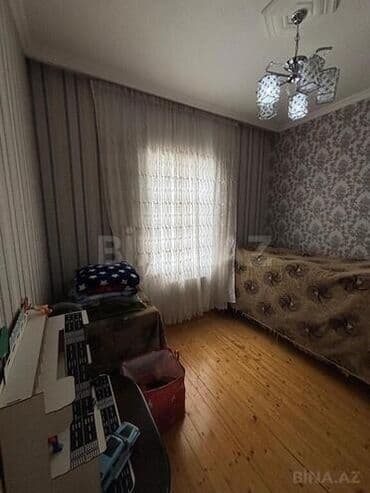 2 mərtəbəli həyət evləri: İki mərtəbəli həyət evi - Ümumi plan: 2 mərtəbə, balkonlu fasad — 36