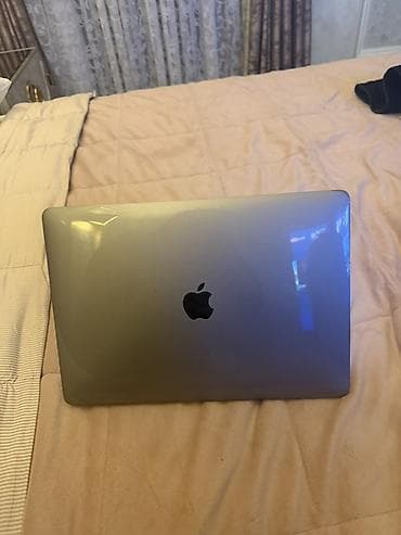 xiaomi pad 5 pro: Apple MacBook Pro M2 2022 — 2