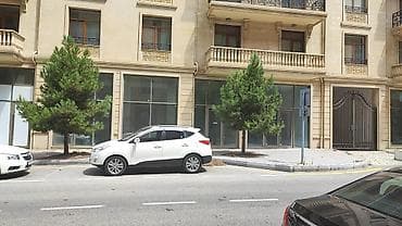 Ağ Şəhərdə vitrinli geniş OBYEKT SATILIR! Ümumi sahə: 256 m² - 1-ci lalafo.az -da Ağ Şəhərdə vitrinli geniş OBYEKT SATILIR! Ümumi sahə: 256 m² - 1-ci