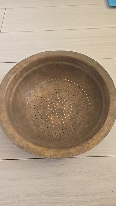 samovar 3 litr: Məşədi mis əl işi – iki tərəfli mis qab/ildırım süzgəci hər biri 90 — 2