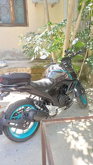Yamaha — 2