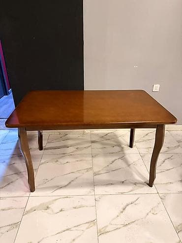 pişik yuva: Masa 130/80sm 70azn Xirdalan 2277 leli Klassik üslubda taxta yemək — 1