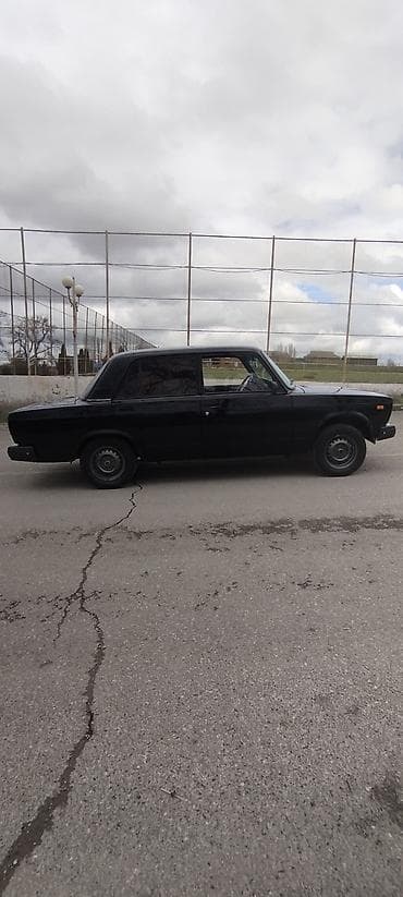 nolyedi maşını: VAZ (LADA) 2107: 1.6 l | 2002 il 57444 km Sedan — 3