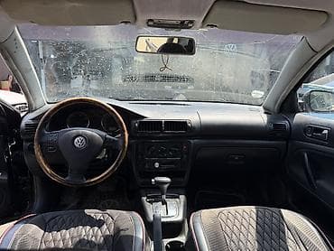 volkswagen passat 1: Volkswagen Passat B5 1.9 dizel 2001 il sökülür ehtiyat hissəsi kimi — 7