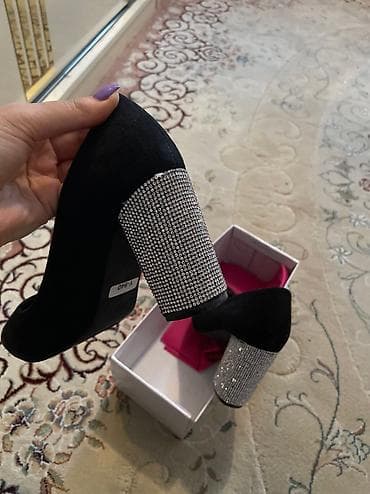 i̇dman kişi ayaqqabıları: Tuflilər, Ölçü: 38.5, Yeni — 4