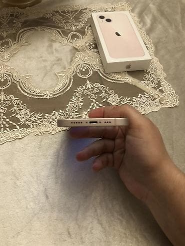 ipod classic 7: IPhone 13, Çəhrayı, Face ID — 8