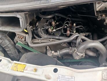 Ford Transit mikroavtobus - Korpus: Uzun baza, yüksək tavanlı, ağ