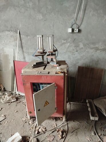 Asılqanlar: PVC qapı-pəncəra istehsalı üçün avadanlıqlar dəsti Tərkib: - İkili — 4