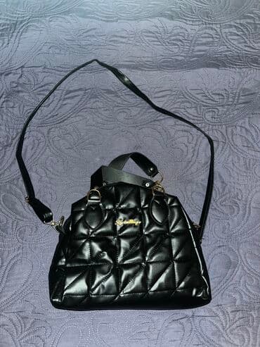 Trendyoldan alınıb.
25 manata alınıb, heç vaxt taxılmayıb lalafo.az -da Trendyoldan alınıb.
25 manata alınıb, heç vaxt taxılmayıb