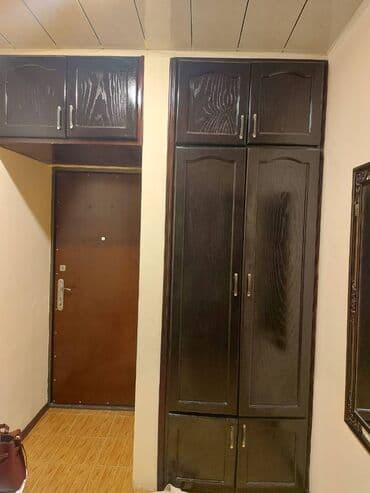 9 ci mikrorayon satilan evler: Bakı, 3 otaqlı, Köhnə tikili, 79 kv. m — 3