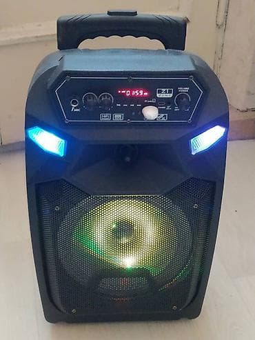 Kolonka Mp-3. Sesi,zaryadkasi ela. Usb,mikro cart,radio destekleyir