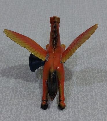 divar fiqurlari: Fiqur — 8