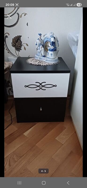 Matraslar: 2 təknəfərlik çarpayı, Komod, İşlənmiş — 2