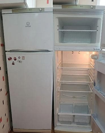 suseli dondurucu: İşlənmiş 2 qapılı Indesit Soyuducu Satılır, rəng - Ağ — 1