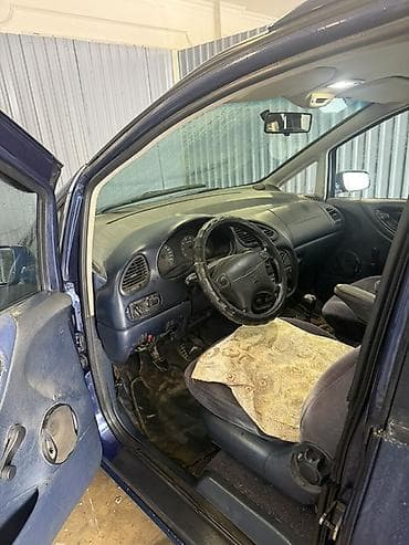 damas masin: Seat Alhambra: 0.2 l | 1999 il Van/Minivan — 3