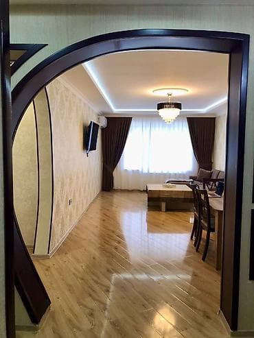 Mənzillər: 8 Noyabr metrosuna 5 dəqiqə! Panoramik balkonlu, geniş 3 otaqlı — 5
