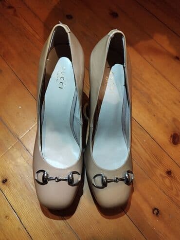Tuflilər, Gucci, Ölçü: 38, rəng - Bej, İşlənmiş lalafo.az -da Tuflilər, Gucci, Ölçü: 38, rəng - Bej, İşlənmiş