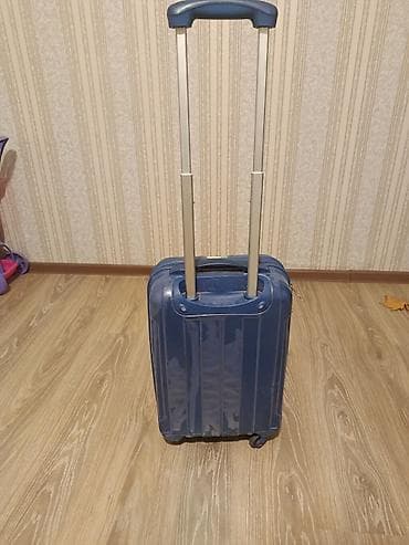 Dəbilqələr: 1defe istifade olunub hec uzundeki salafan sokulmuyub Sərnişin — 3