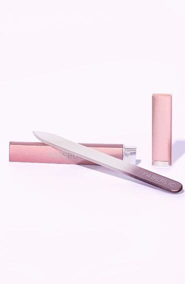 Şüşə dırnaq bıçqısı evdə və ya yolda manikür üçün çox yönlü vasitədir lalafo.az -da Şüşə dırnaq bıçqısı evdə və ya yolda manikür üçün çox yönlü vasitədir