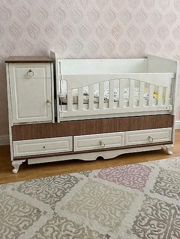 Uşaq mebeli: Oğlan və qız üçün, Dördbucaq, Beşik, Dəstsiz, Matrassız, Yellənmə mexanizmsiz — 2
