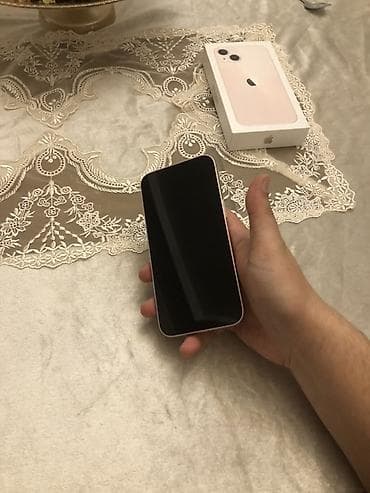 ipod classic 7: IPhone 13, Çəhrayı, Face ID — 2