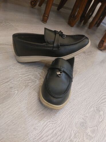 pandora qizil qolbaqlar: Qara lofer ayaqqabılar - Üst hissə: qara sintetik dəri, hamar və asan — 4