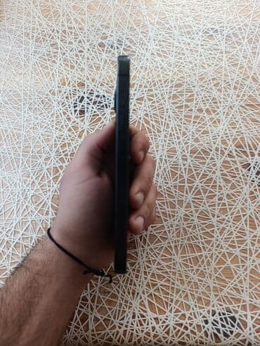 15 про макс: IPhone 15 Pro, Черный, Face ID — 3