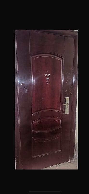 qapi sumqayit: Seyf qapi 205/100sm
180azn qiymet sondur
Masazir 6364 leli — 1