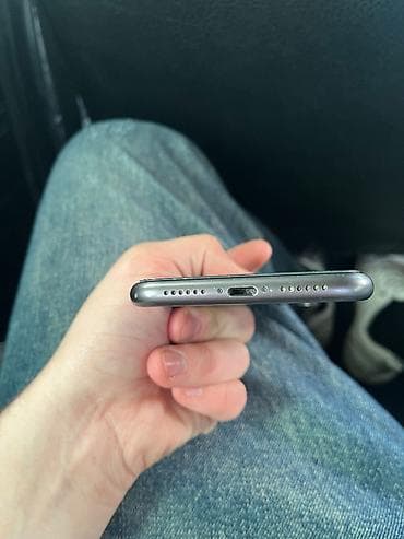 iphone 11 pro max qiyməti: IPhone 11, 128 GB, Qara, Face ID — 6