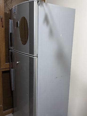 sharp soyuducu servis: 2 qapılı Sharp Soyuducu Satılır, rəng - Gümüşü — 2