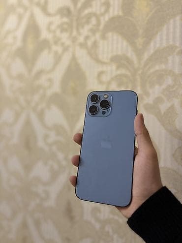 buds pro: IPhone 13 Pro Max, 512 GB, Sierra Blue — 2