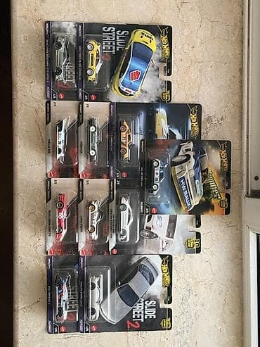 Hot Wheels kolleksiya dəsti – müxtəlif seriyalardan 1:64 miqyaslı