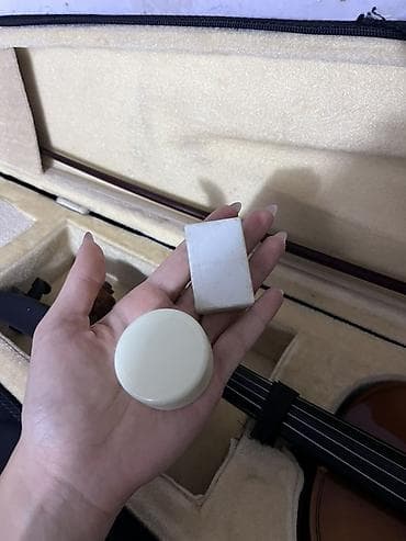 🎻 3/4 ölçülü original skripka satılır Skripka şəxsi istifadə olunubvə — 3