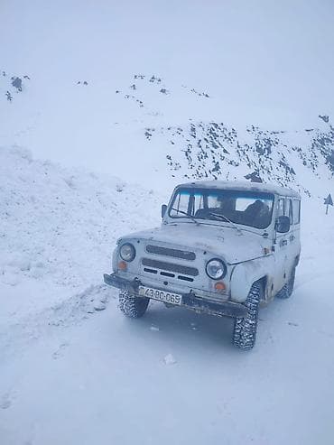 UAZ 469: 2.4 l | 2002 il 90000 km Ofrouder/SUV — 2