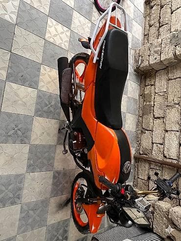 Nnb49 moto buraxlış 110 kubdur qabaq farası yoxdur kuryerə sürülməyib — 2