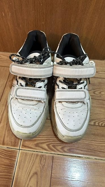 b class makasin: Bershka — 2