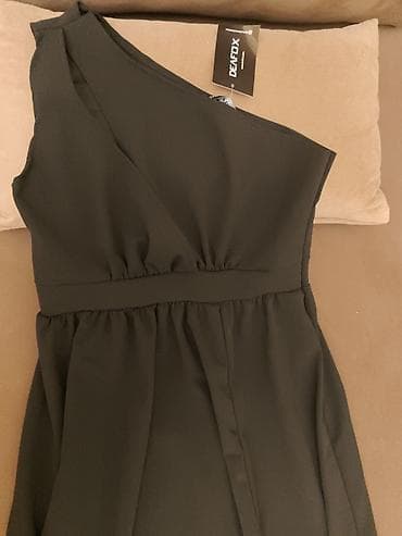 stok: Məhsul: Qadın gecə/libas . təzədir geyinilmeyib. Model: Tek Omuz Uzun — 2