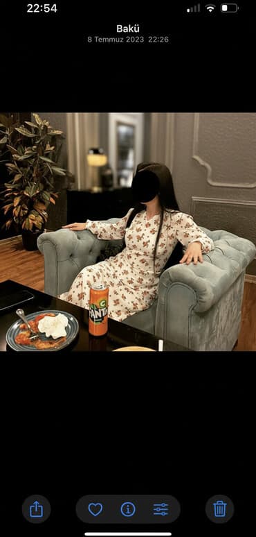 qadin donlari sekilleri: Ağ əsaslı, xırda çiçək naxışlı qadın donu - Uzun model: dizdən aşağı — 1