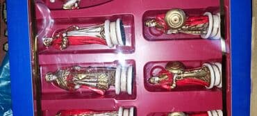 bayan aləti: Sahmatlar.muxtelif.
 yenidir.qiymetler ferqlıdir — 1