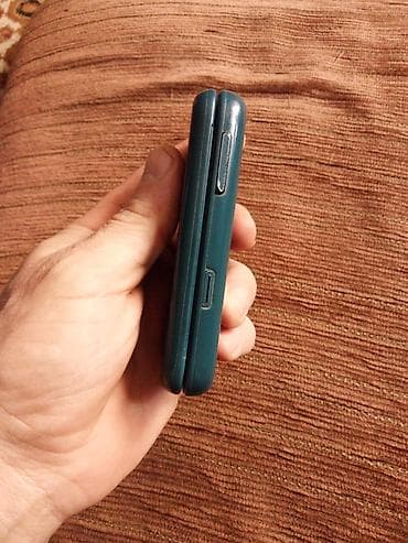 xiaomi not 10 s: Nokia 2760 Flip — 2