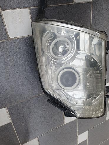 w212 fara: Komplekt, Yaxın və uzaq vuran işıqlar Mitsubishi — 2