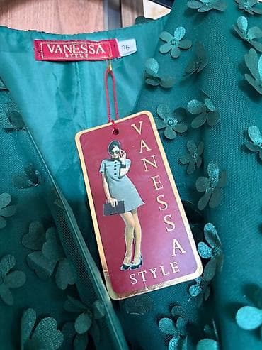 Brend: Vanessa Style Model: Uzun ziyafət/mətanətli geyim Ölçü: 36 — 2