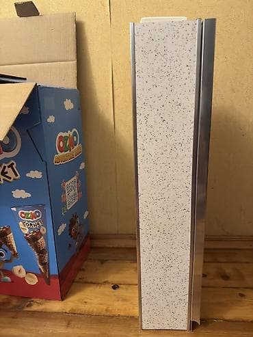 hamam şkafı: İki rəfli divar şkafı - Ölçülər: təxminən 70 sm hündürlük, 25 sm en - — 5